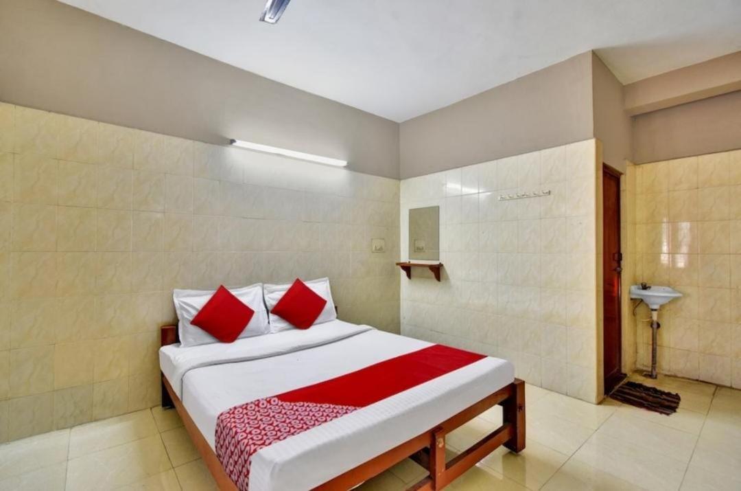 Rk Residency Inn *